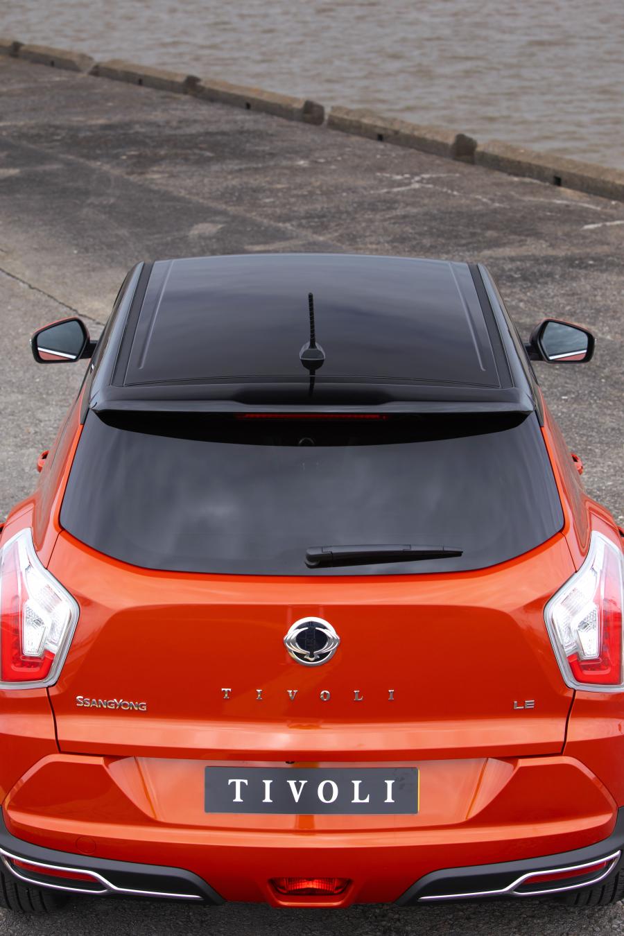  SsangYong Tivoli LE 2019 года  (UK) (фото 12 из 34)